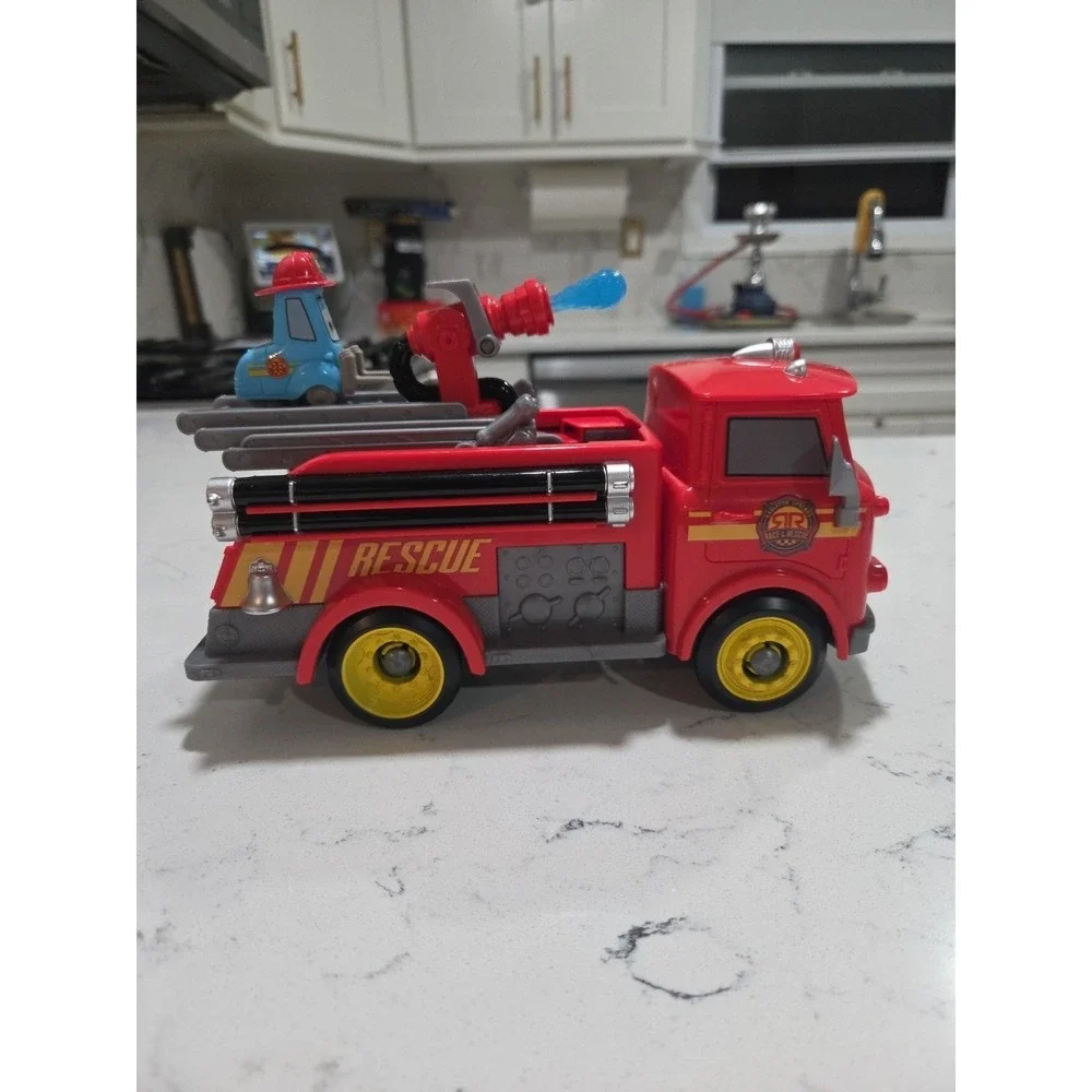 Disney Pixar Cars - Large Scale Red & Guido -‎ Race & Rescue 2025